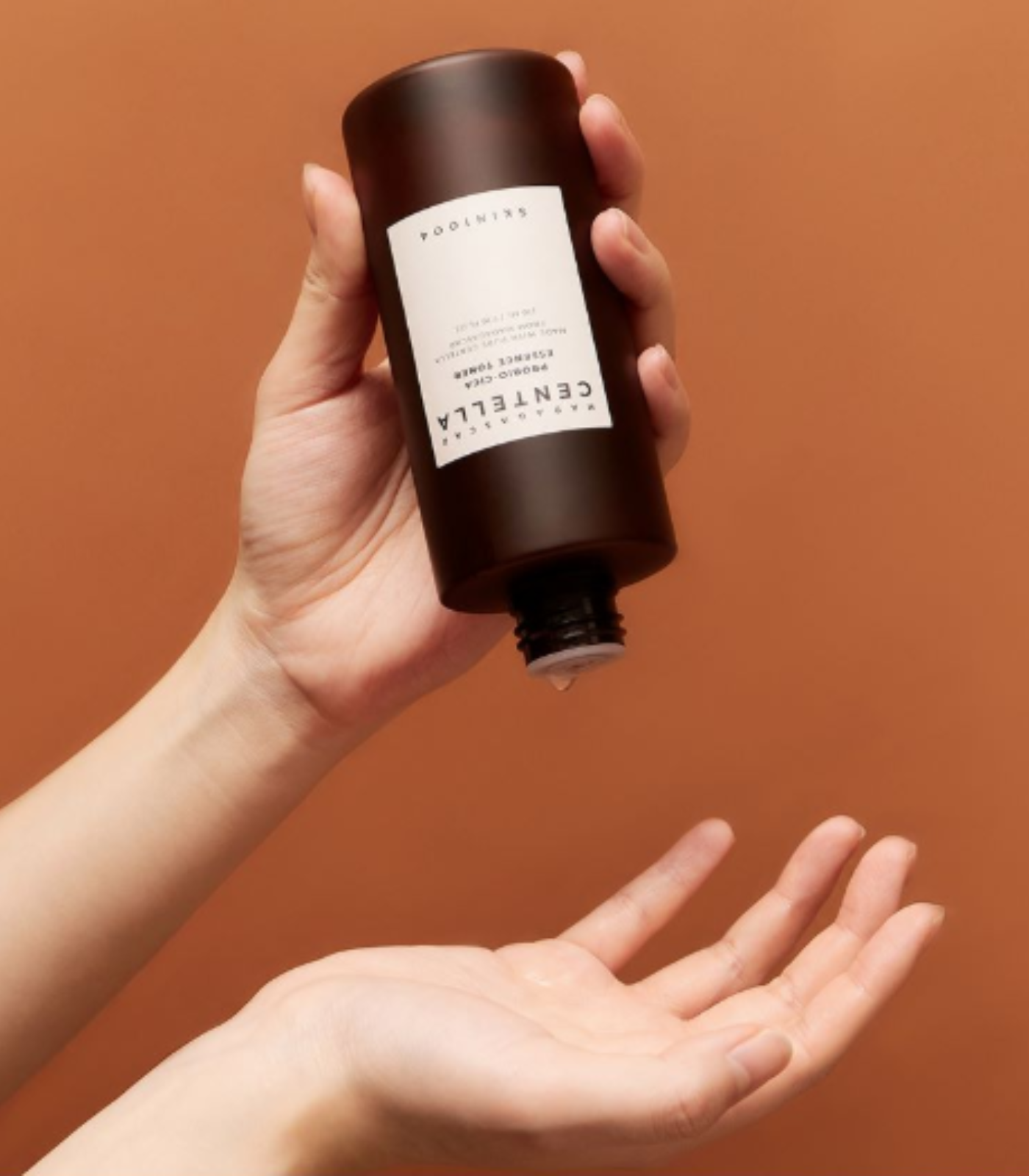 Madagascar Centella Probio-cica Essence Toner